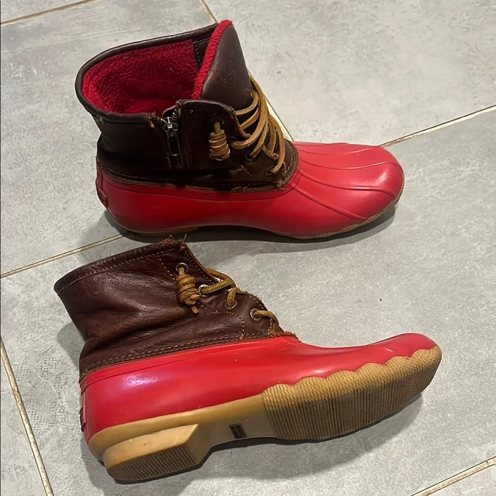Red sperry boots